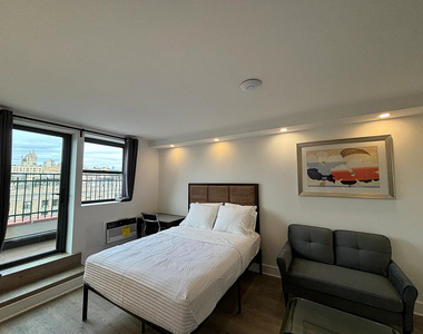 45 West 81st Street - Photo Thumbnail 7