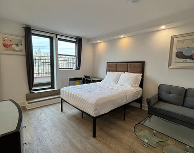 45 West 81st Street - Photo Thumbnail 1
