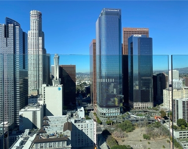 400 S Broadway - Photo Thumbnail 17