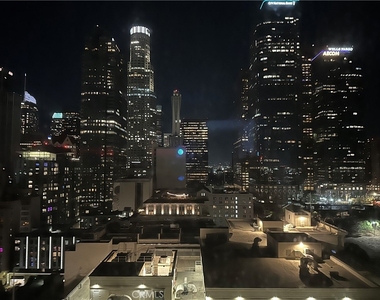 400 S Broadway - Photo Thumbnail 11