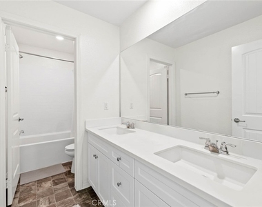 16746 Stags Leap Ln - Photo Thumbnail 30