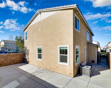 16746 Stags Leap Ln - Photo Thumbnail 32