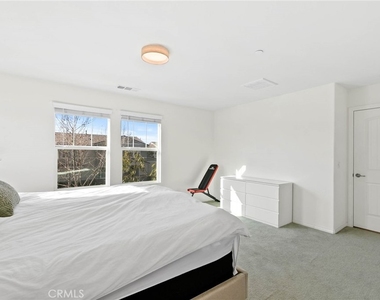 16746 Stags Leap Ln - Photo Thumbnail 22