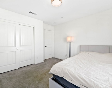 16746 Stags Leap Ln - Photo Thumbnail 29