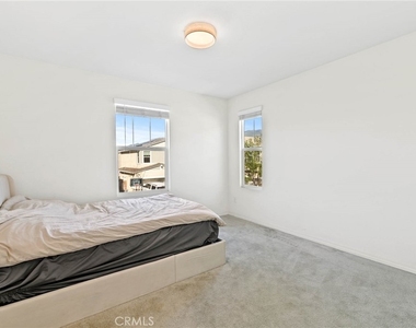 16746 Stags Leap Ln - Photo Thumbnail 28