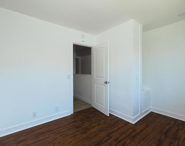4578 Saviers Road - Photo Thumbnail 17