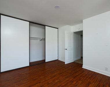 4578 Saviers Road - Photo Thumbnail 13