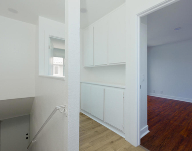 4578 Saviers Road - Photo Thumbnail 11