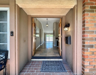 1421 Meadow Glen - Photo Thumbnail 2