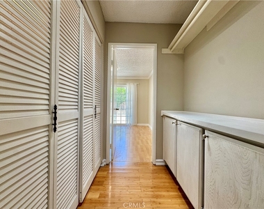 1421 Meadow Glen - Photo Thumbnail 20