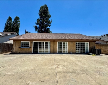 1421 Meadow Glen - Photo Thumbnail 41