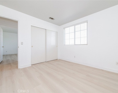 6915 Cedar Creek - Photo Thumbnail 37