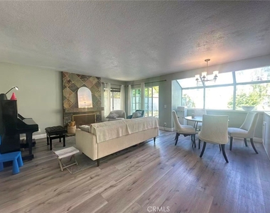 2210 S Autumn Ln - Photo Thumbnail 1