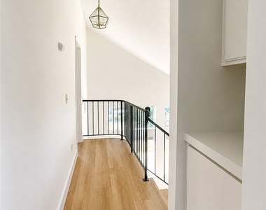 15583 Oak Springs - Photo Thumbnail 24