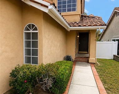 15583 Oak Springs - Photo Thumbnail 2