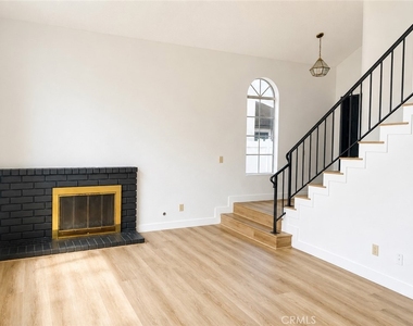 15583 Oak Springs - Photo Thumbnail 8