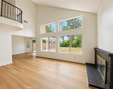 15583 Oak Springs - Photo Thumbnail 9