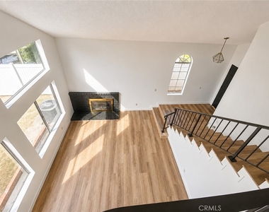 15583 Oak Springs - Photo Thumbnail 23