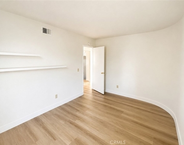 15583 Oak Springs - Photo Thumbnail 19