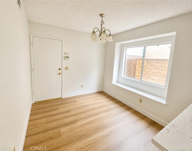15583 Oak Springs - Photo Thumbnail 14