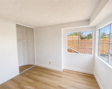 15583 Oak Springs - Photo Thumbnail 27