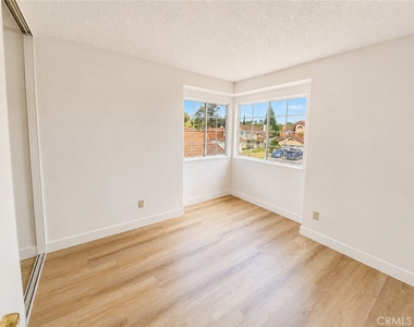 15583 Oak Springs - Photo Thumbnail 26