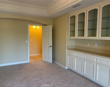 15118 Monty Court - Photo Thumbnail 5