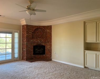 15118 Monty Court - Photo Thumbnail 9