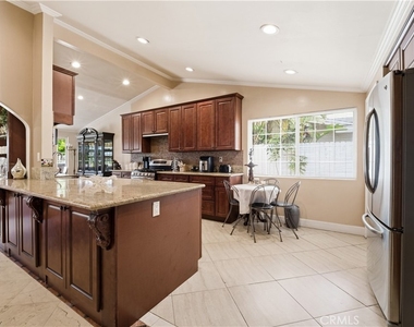 5543 Mason Avenue - Photo Thumbnail 12