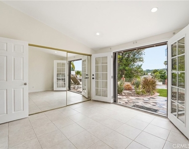 5543 Mason Avenue - Photo Thumbnail 17