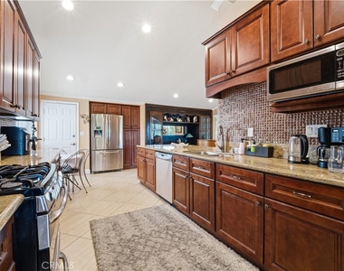 5543 Mason Avenue - Photo Thumbnail 11