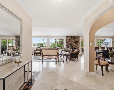 5543 Mason Avenue - Photo Thumbnail 2