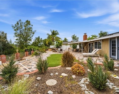 5543 Mason Avenue - Photo Thumbnail 26