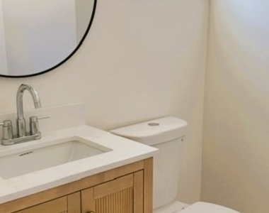 6849 N De Celis Place - Photo Thumbnail 3