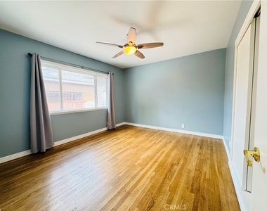 7515 Sunnybrae Avenue - Photo Thumbnail 18