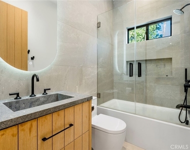 22843 Dolorosa Street - Photo Thumbnail 11