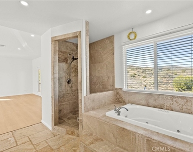 1138 Lakeview - Photo Thumbnail 49