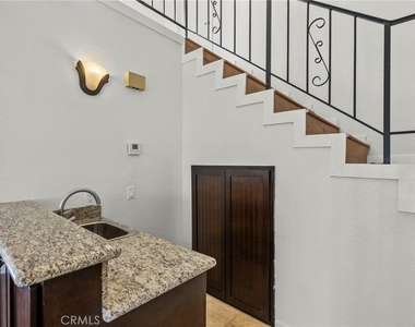 1138 Lakeview - Photo Thumbnail 25