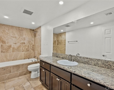1138 Lakeview - Photo Thumbnail 29