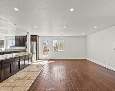1138 Lakeview - Photo Thumbnail 26