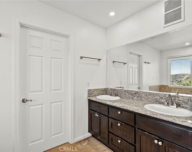 1138 Lakeview - Photo Thumbnail 48