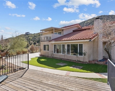 1138 Lakeview - Photo Thumbnail 9