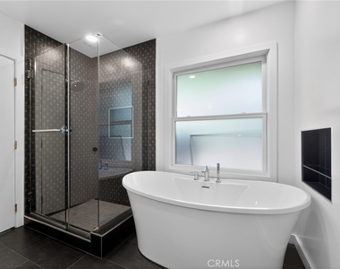 13047 Dickens Street - Photo Thumbnail 16