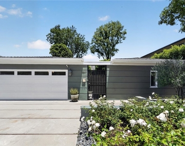 13047 Dickens Street - Photo Thumbnail 29
