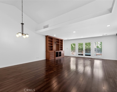 13047 Dickens Street - Photo Thumbnail 5