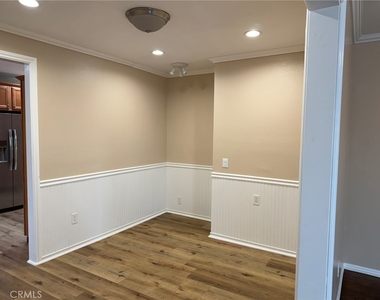 3082 Thurin Avenue - Photo Thumbnail 5