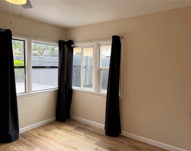 3082 Thurin Avenue - Photo Thumbnail 32