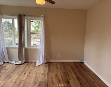 3082 Thurin Avenue - Photo Thumbnail 29