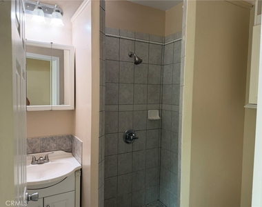 3082 Thurin Avenue - Photo Thumbnail 20