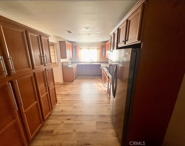 3082 Thurin Avenue - Photo Thumbnail 9